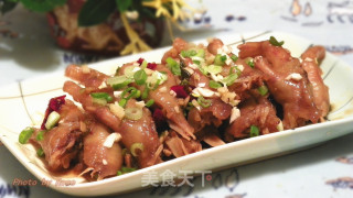 鱼香凤爪的做法
