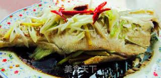 清蒸鲈鱼的做法