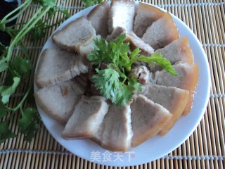 棕叶五花肉的做法