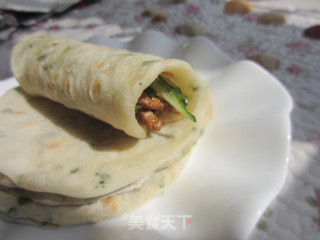 荠菜小饼卷肉丝的做法