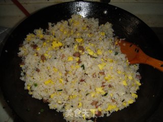 黄家烤肉蛋炒饭