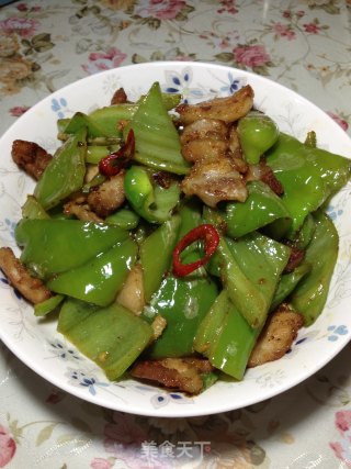 青椒炒五花肉的做法