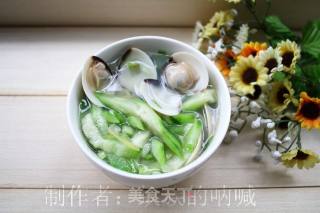 炎炎夏日的快手汤----白贝丝瓜汤的做法
