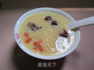 小米红枣枸杞百合银耳粥的做法