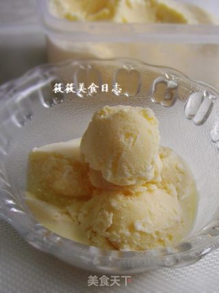 香草冰淇淋的做法