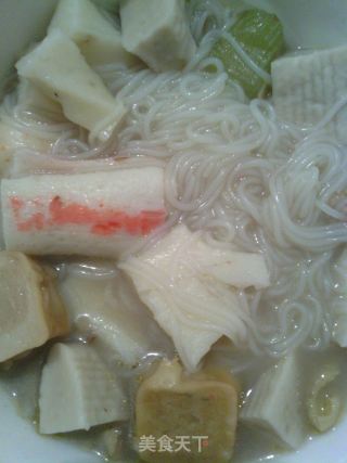 简单宵夜——鱼丸粉丝汤的做法