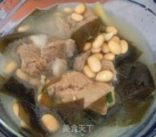 海带黄豆鸡汤清热养肝血的做法