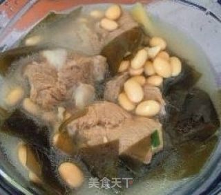 海带黄豆鸡汤清热养肝血