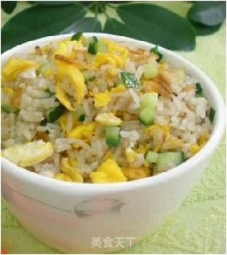 虾皮蛋炒饭的做法