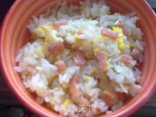 蝴蝶结蛋炒饭的做法