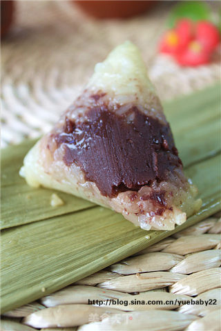 软糯豆沙粽子