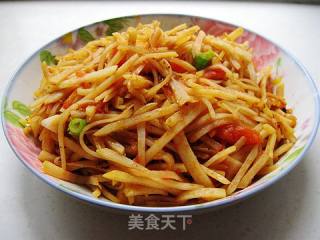 土豆丝炒西红柿的做法