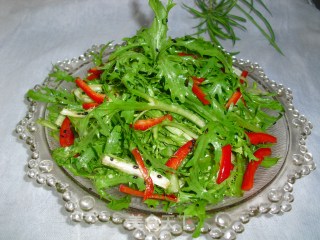 清热去火……凉拌苦菊的做法