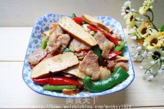 香干炒肉片的做法