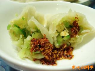 萝卜虾皮鸡蛋水饺的做法