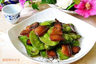 青扁豆炒腊肉的做法