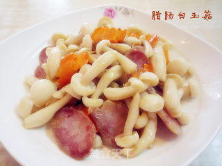 腊肠白玉菇的做法