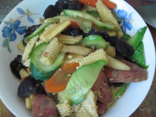包米笋炒香肠的做法