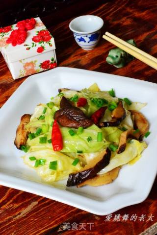 香菇手撕包菜的做法
