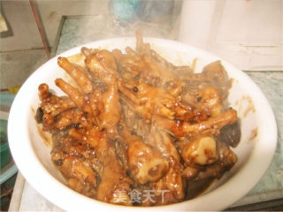 卤鸡脚的做法