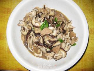香菇炒肉的做法