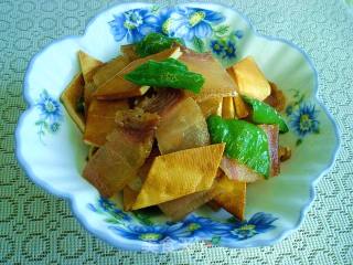 腊肉炒香干的做法