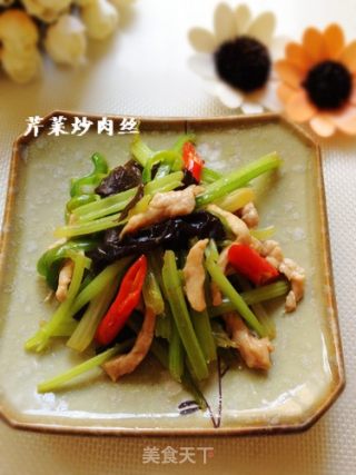 芹菜炒肉丝的做法