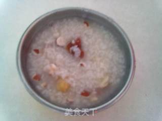 菱角鸡头米红莲子粥的做法