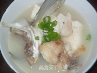 鱼头豆腐汤的做法
