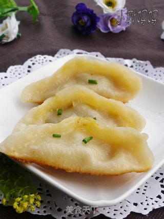流着汤汁的煎饺——蟹肉皮冻煎饺的做法