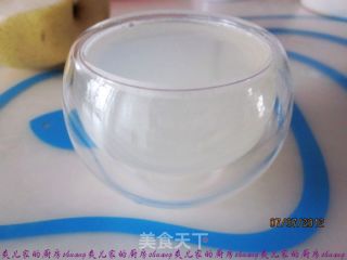 【小乐宝宝的辅食】——原味梨汁的做法