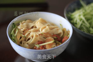 鸡蛋手擀面的做法