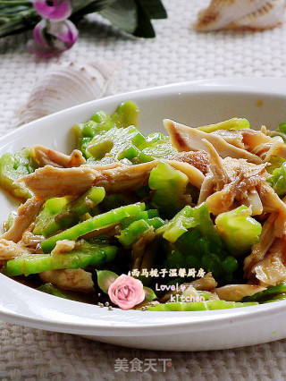 香辣鸡丝拌苦瓜的做法
