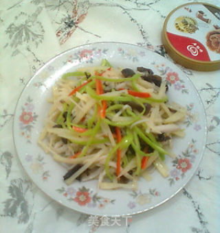 杏鲍菇炒三丝的做法