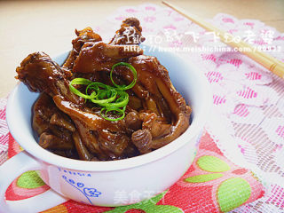 【美味解馋不长肉】——红烧鸭脚的做法