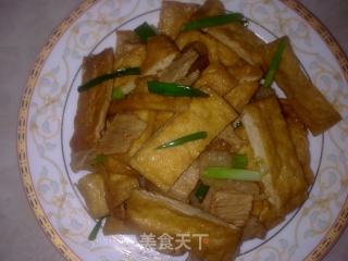 肚肉炆豆干的做法