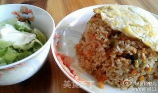 胡萝卜榨菜炒饭