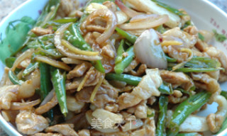 尖椒炒肉丝的做法