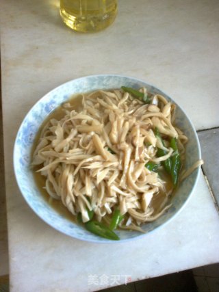 杭椒炒杏鲍菇的做法