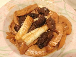 松茸葱笋烧海参的做法