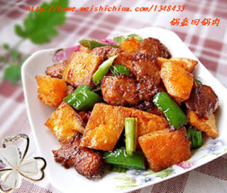 经典的民间川菜~锅盔回锅肉的做法