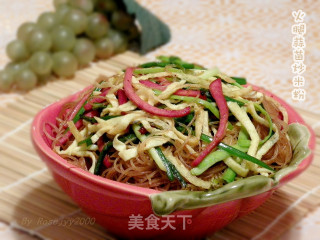 蛋丝蒜苗炒细粉的做法