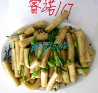 炒空心年糕的做法