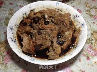 黑蒜蒸排骨的做法