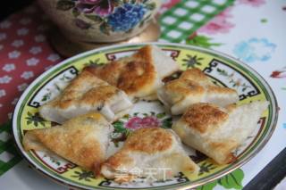油炸黑蒜馄饨