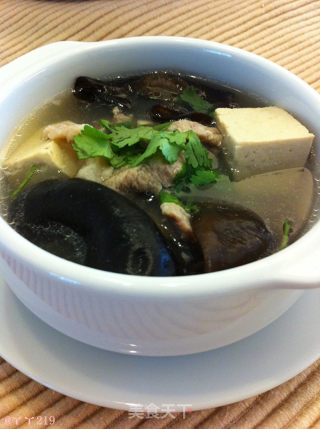 零厨艺快手汤——【木耳豆腐汤】的做法