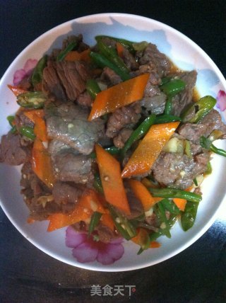 牛肉炒尖椒的做法