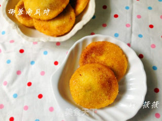 外酥里糯，又香又脆滴——椰香南瓜饼的做法