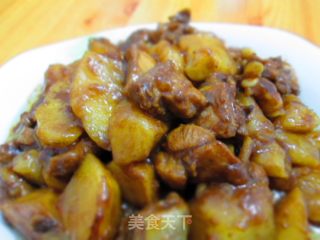 土豆烧鸡块的做法
