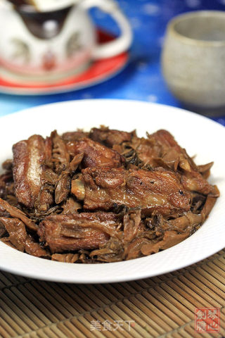 笋干菜炖排骨的做法